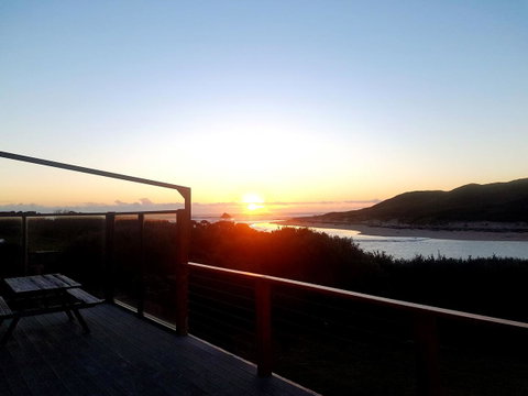 Ocean View Cottage - Winery Find 8