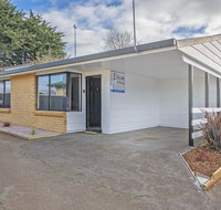 Elkie Villa - 2 Bedroom Unit - Burnie - Winery Find