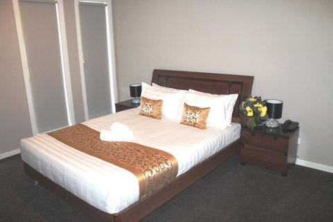 Atarhi Villas - Melbourne - Winery Find 8
