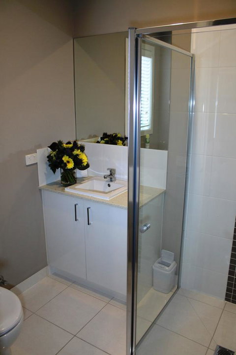 Atarhi Villas - Melbourne - Winery Find 9