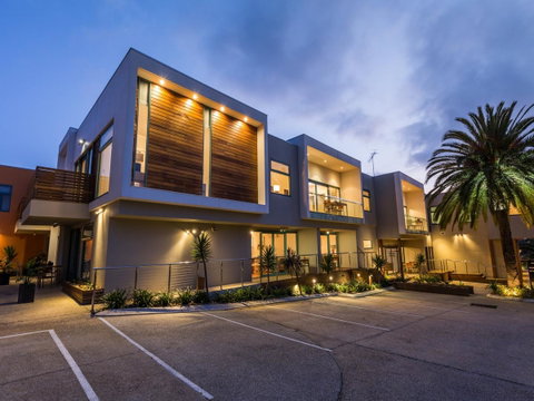 Great Ocean Road Resort - Winery Find 24