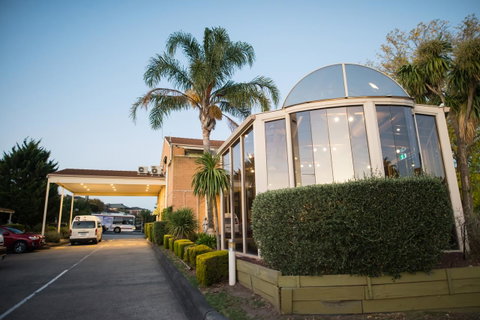 Best Western Melbourne Airport - Winery Find 40