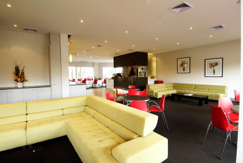 Best Western Melbourne Airport - Winery Find 10