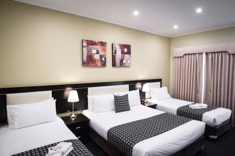 Best Western Melbourne Airport - Winery Find 6