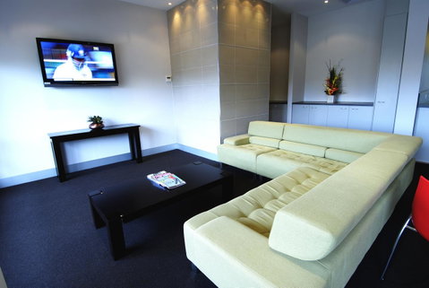 Best Western Melbourne Airport - Winery Find 37