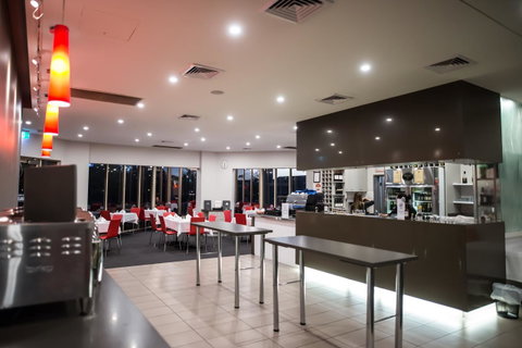 Best Western Melbourne Airport - Winery Find 39