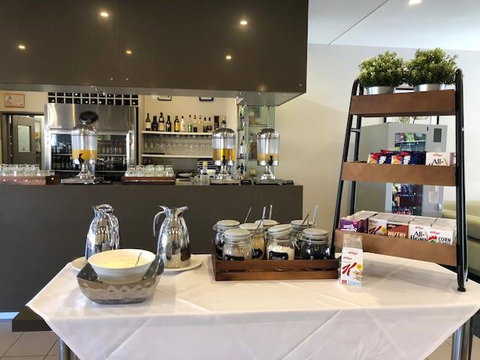 Best Western Melbourne Airport - Winery Find 8