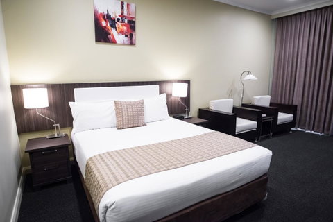 Best Western Melbourne Airport - Winery Find 19