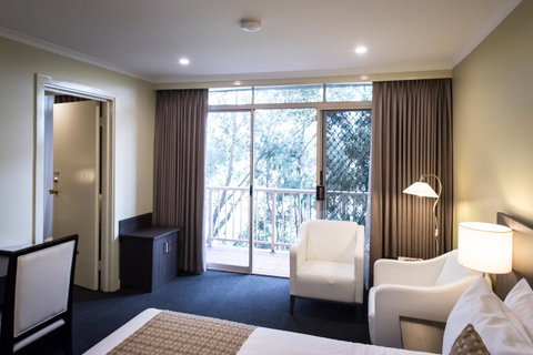 Best Western Melbourne Airport - Winery Find 16