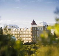 Deep Blue Hotel  Hot Springs - Winery Find
