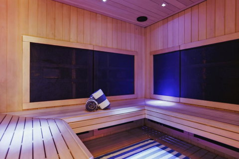 Deep Blue Hotel & Hot Springs - Winery Find 15