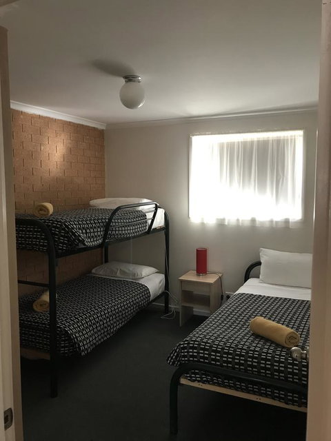 Beachcomber Motel & Apartments - Winery Find 10