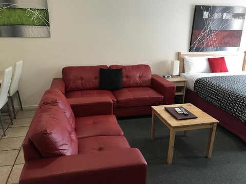 Beachcomber Motel & Apartments - Winery Find 14