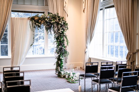 The Savoy Hotel On Little Collins Melbourne - Winery Find 19