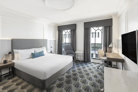 The Savoy Hotel On Little Collins Melbourne - Winery Find 13