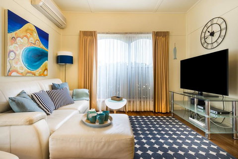 Nautique Beach House - Winery Find 3