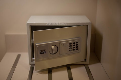 CitiClub Hotel Melbourne - Winery Find 27