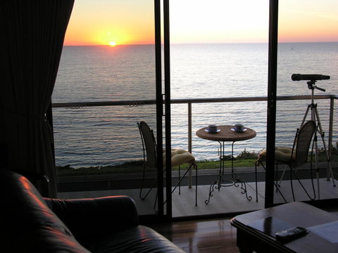 Clifftop Apartments Portland Vic - Winery Find 8