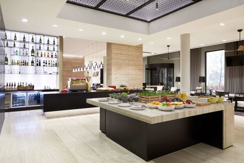 Hyatt Place Melbourne Essendon Fields - Winery Find 6