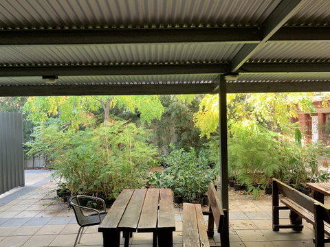 CROWN CENTRAL BUSINESS DISTRICT MOTEL - NO UNDER 18s - Winery Find 1