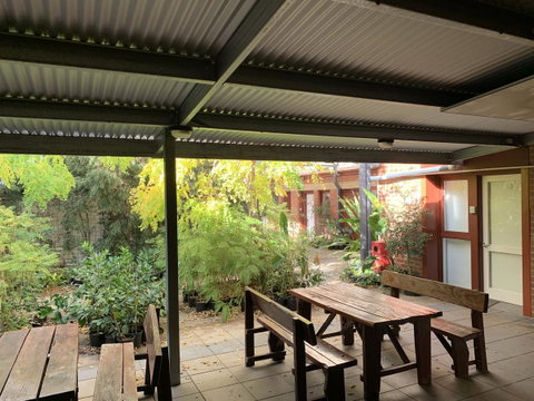 CROWN CENTRAL BUSINESS DISTRICT MOTEL - NO UNDER 18s - Winery Find 2
