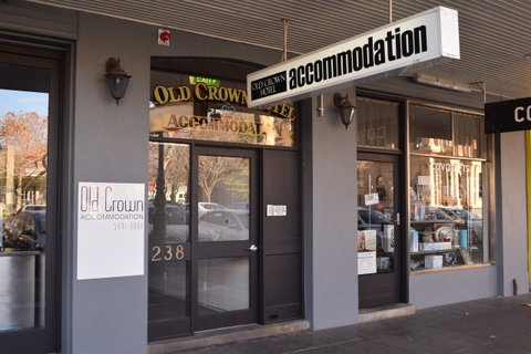 CROWN CENTRAL BUSINESS DISTRICT MOTEL - NO UNDER 18s - Winery Find 27