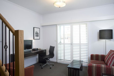 Alto Hotel On Bourke - Winery Find 24