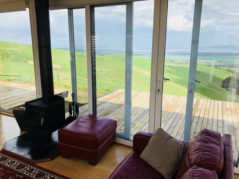 One Tree Hill Wilson Prom And Ocean Views - Winery Find 8