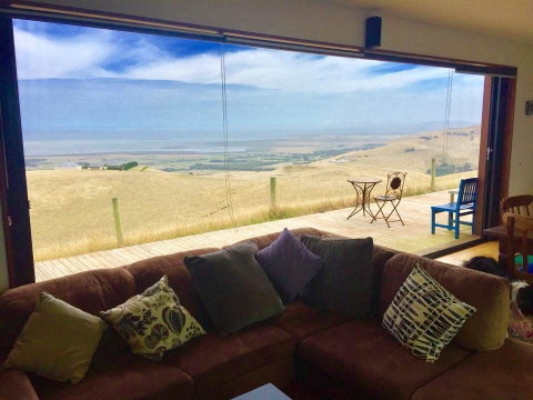 One Tree Hill Wilson Prom And Ocean Views - Winery Find 5