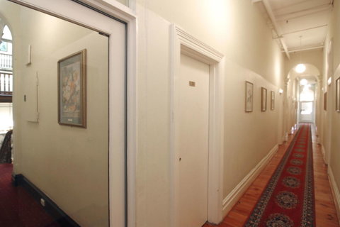 Hotel Claremont Guest House - Winery Find 14