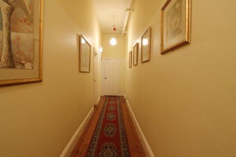 Hotel Claremont Guest House - Winery Find 18
