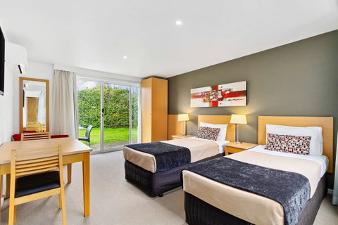 Quality Inn & Suites Traralgon - Winery Find 11