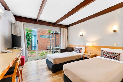 Quality Inn & Suites Traralgon - Winery Find 8