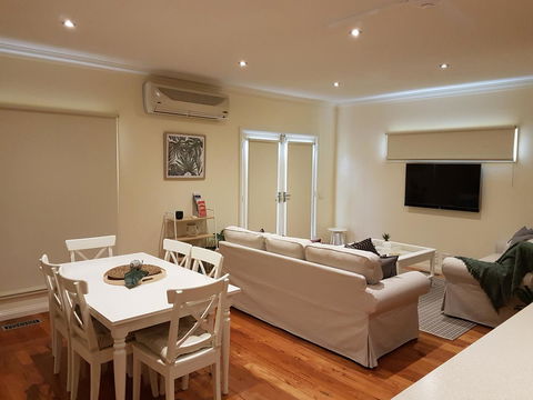 Healesville House - Fig Tree House - Winery Find 8