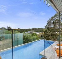 Lansdowne Villa - with swimming pool - Winery Find
