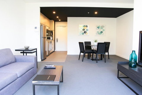 Clayton Serviced Apartments - Winery Find 1