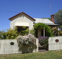 Miss Pym's Cottage - Winery Find