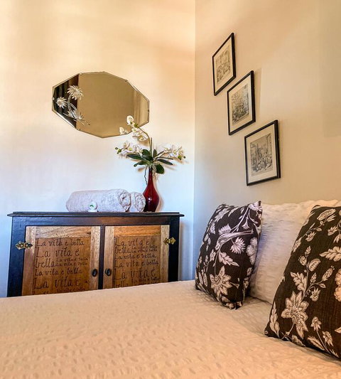 The Coorow Hotel - Winery Find 3