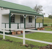 The Dollhouse Cottage - Winery Find