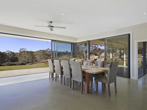 The Junction - Contemporary Meets River Country - Winery Find 3