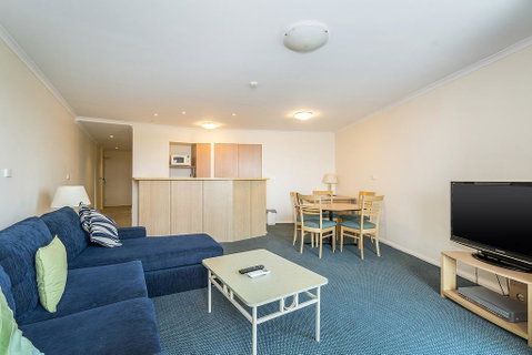 The Oaks Waterfront Resort, Unit 302 - Winery Find 3