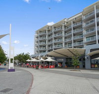 The Oaks Waterfront Resort Unit 414 - Winery Find