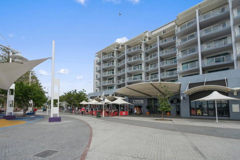 The Oaks Waterfront Resort, Unit 502 - Winery Find 2