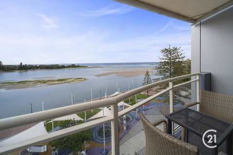The Oaks Waterfront Resort, Unit 511 - Winery Find 1