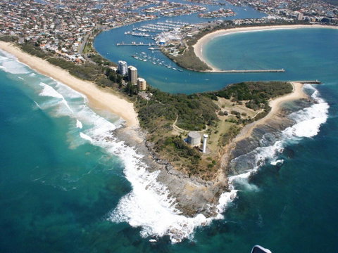 The Penthouse @ Point Cartwright - INSTANT HOTEL WINNER 2019 - Winery Find 2