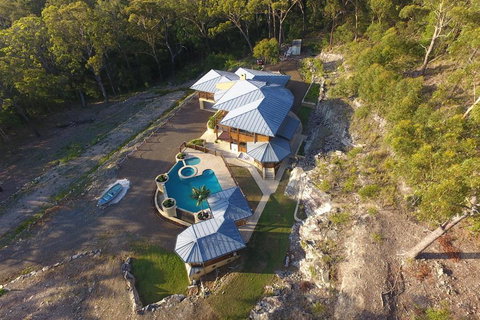 The Pool House - Winery Find 0