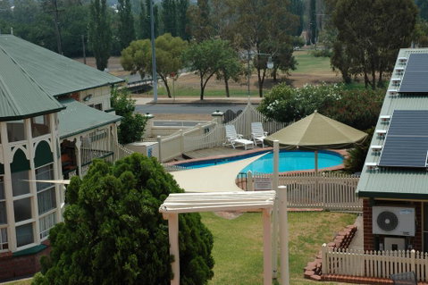The Roseville Apartments - Winery Find 1