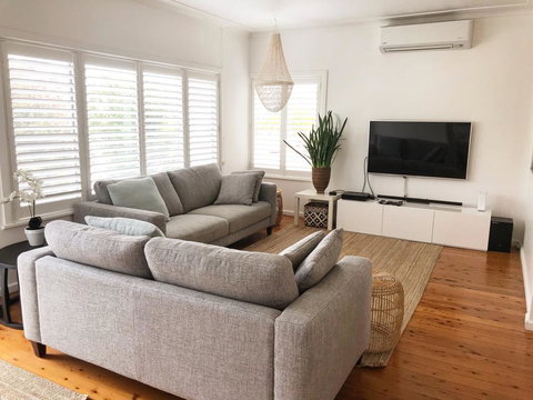 The Seaside Beachhouse Mollymook - Winery Find 0