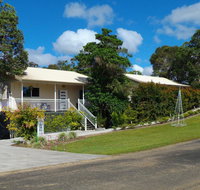 Tinaroo Sunset Retreat - Winery Find