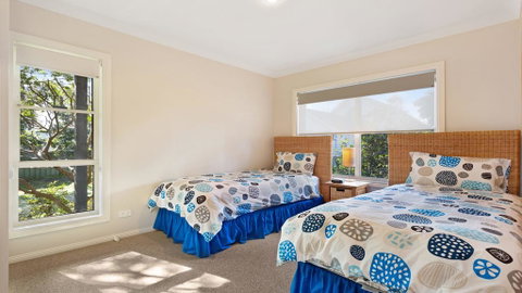 Tokelau 3 - Tuncurry Townhouse - Winery Find 1